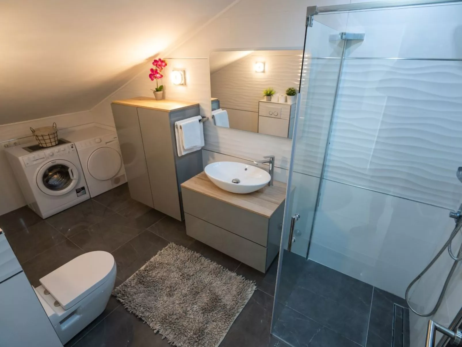 Wohnung in Turanj mit sicherem Parkplatz-Binnen