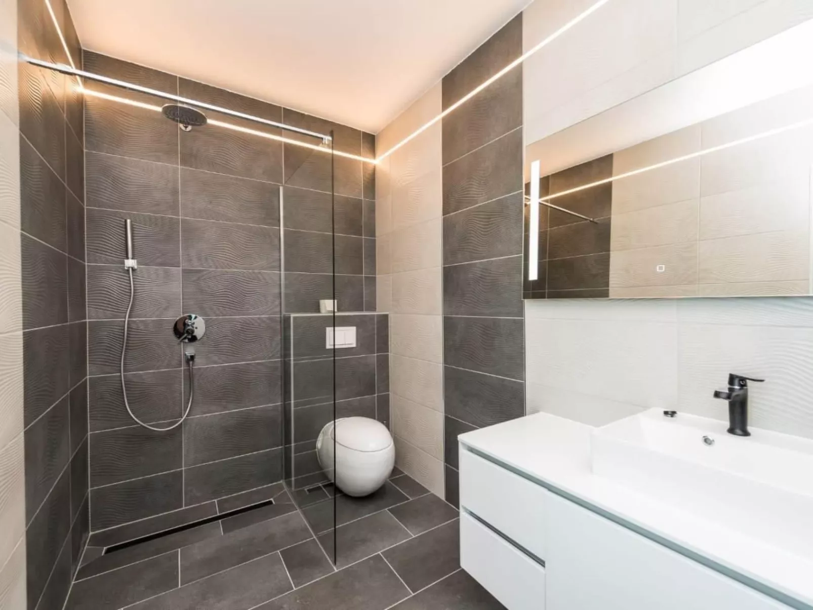 Villa Sandy Bay in Vodice-Binnen