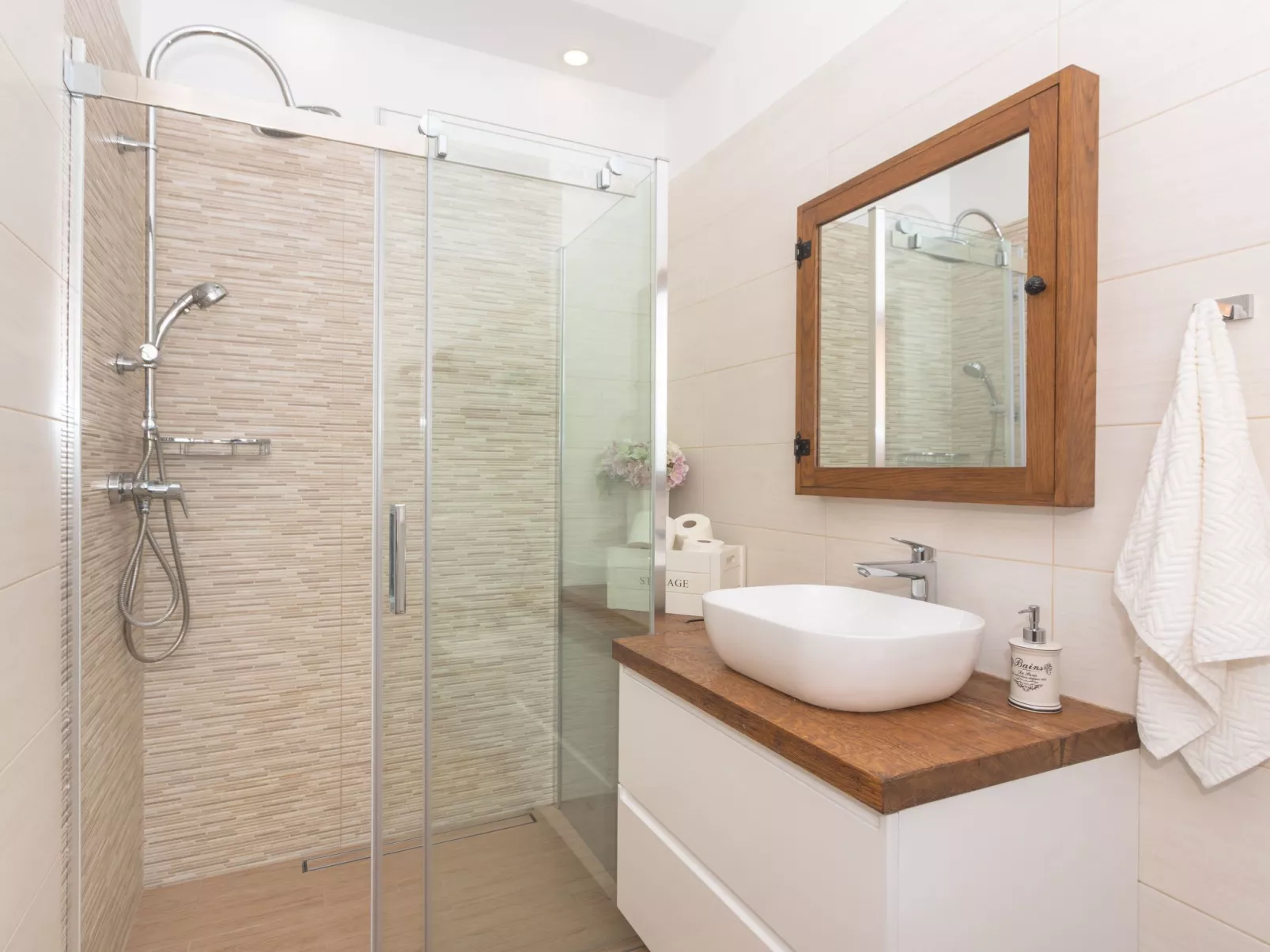 Villa FarAway in Dubrava kod Sibenik-Binnen