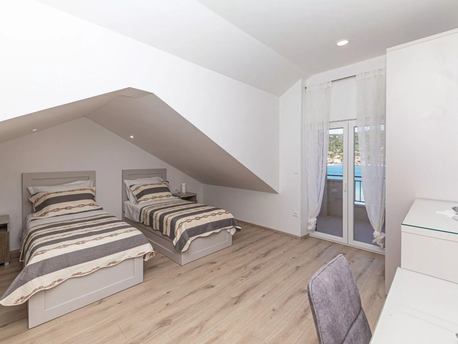 Steinvilla am Strand Nina - EOS CROATIA-Binnen