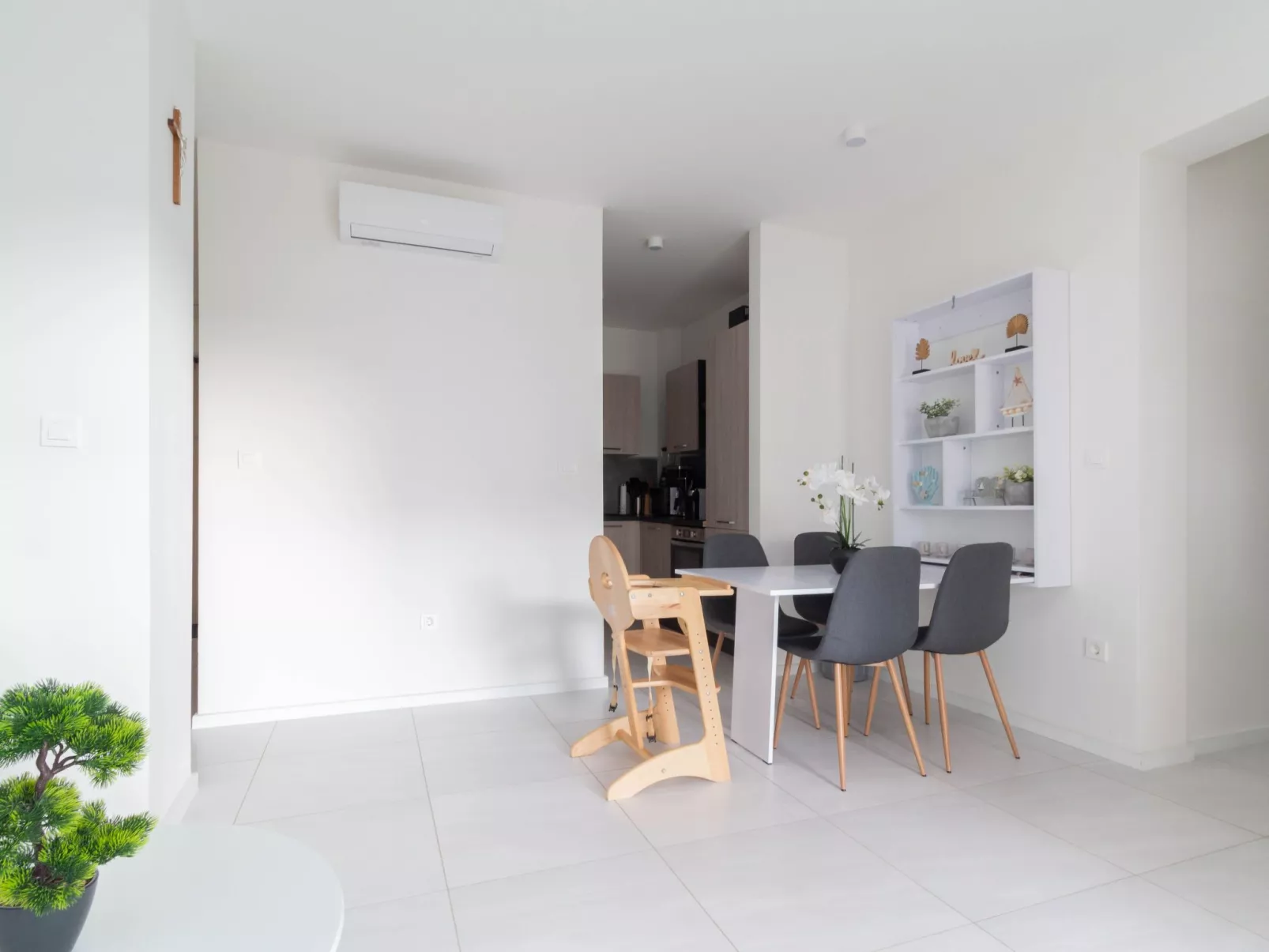 Wohnung mit Pool in Strandnähe -TA Leut Agency-Image-tags.info