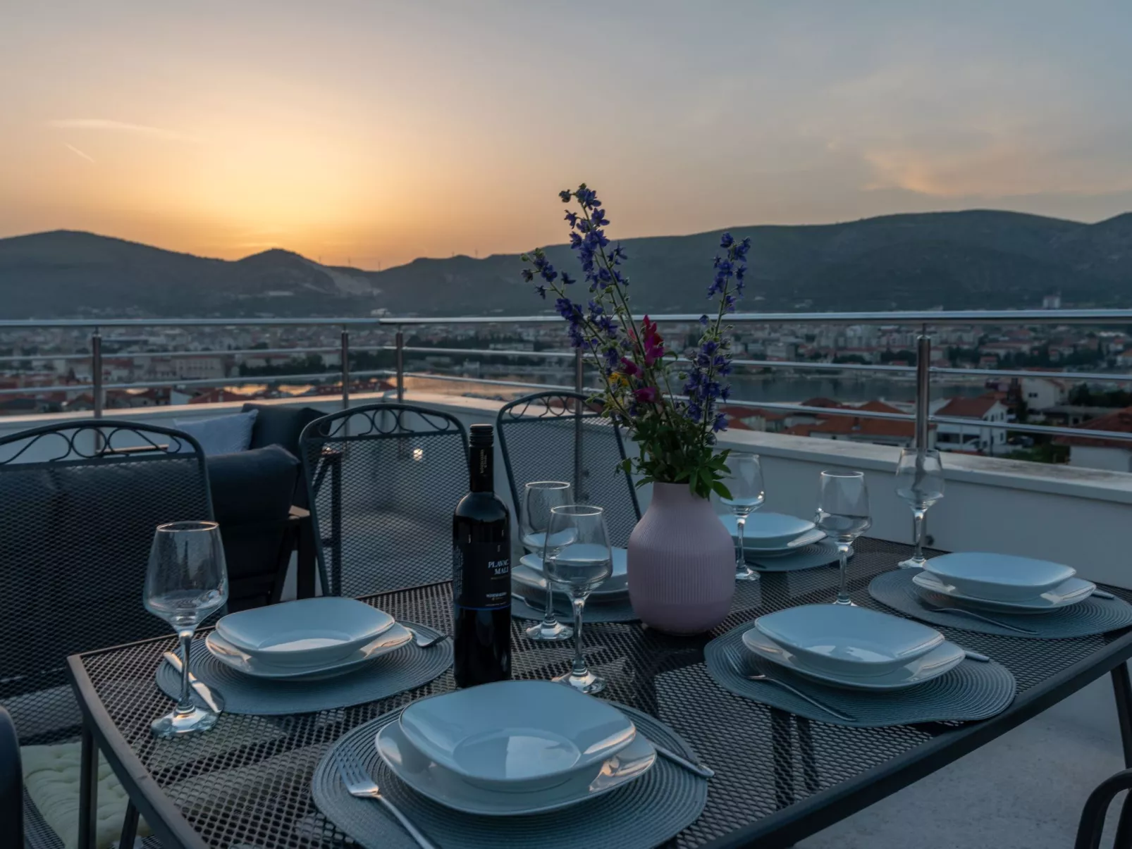 Luxuriöse Ferienvilla mit privatem Pool-Image-tags.info