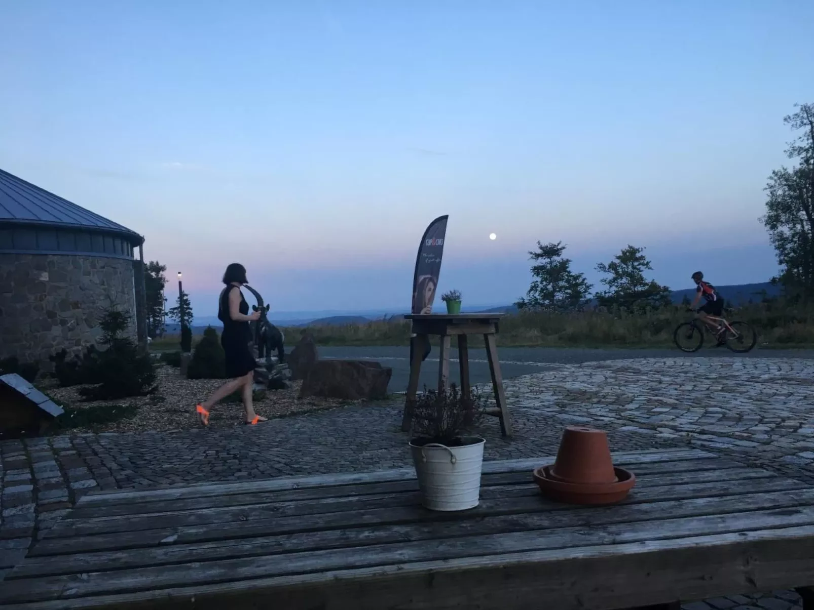 Berg- und Seeblick am Hillebachsee-Buiten