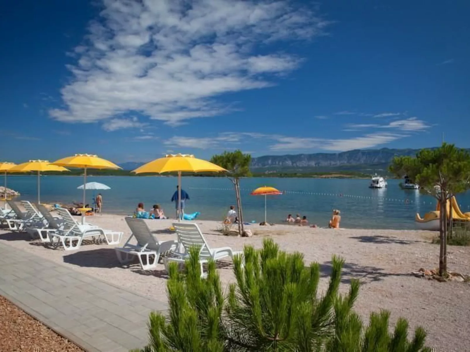 Moderne Wohnung im Erdgeschoss-Image-tags.info