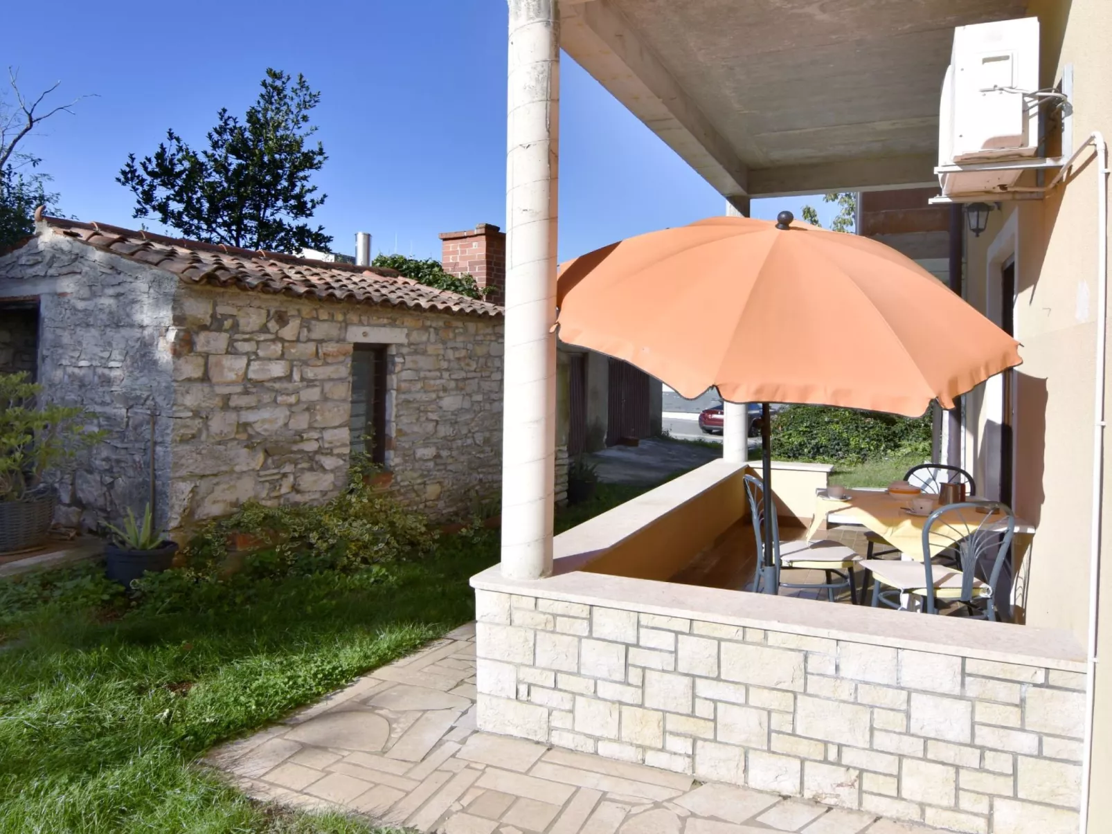 SILVA 3 prizemlje-Buiten