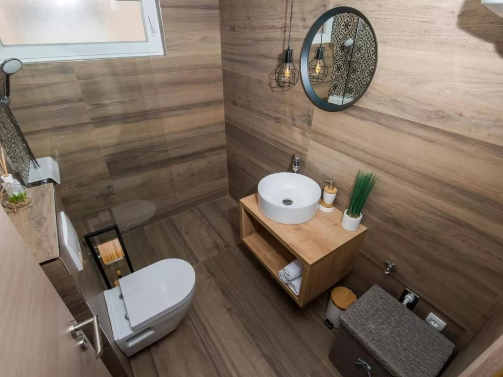 Wohnung in Turanj mit Grill-Binnen