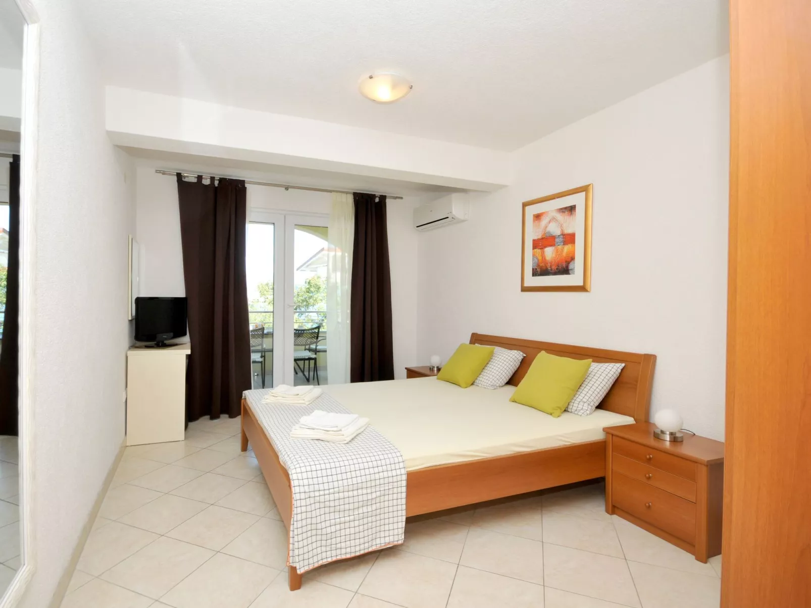 Schöne Ferienvilla Luna-Binnen