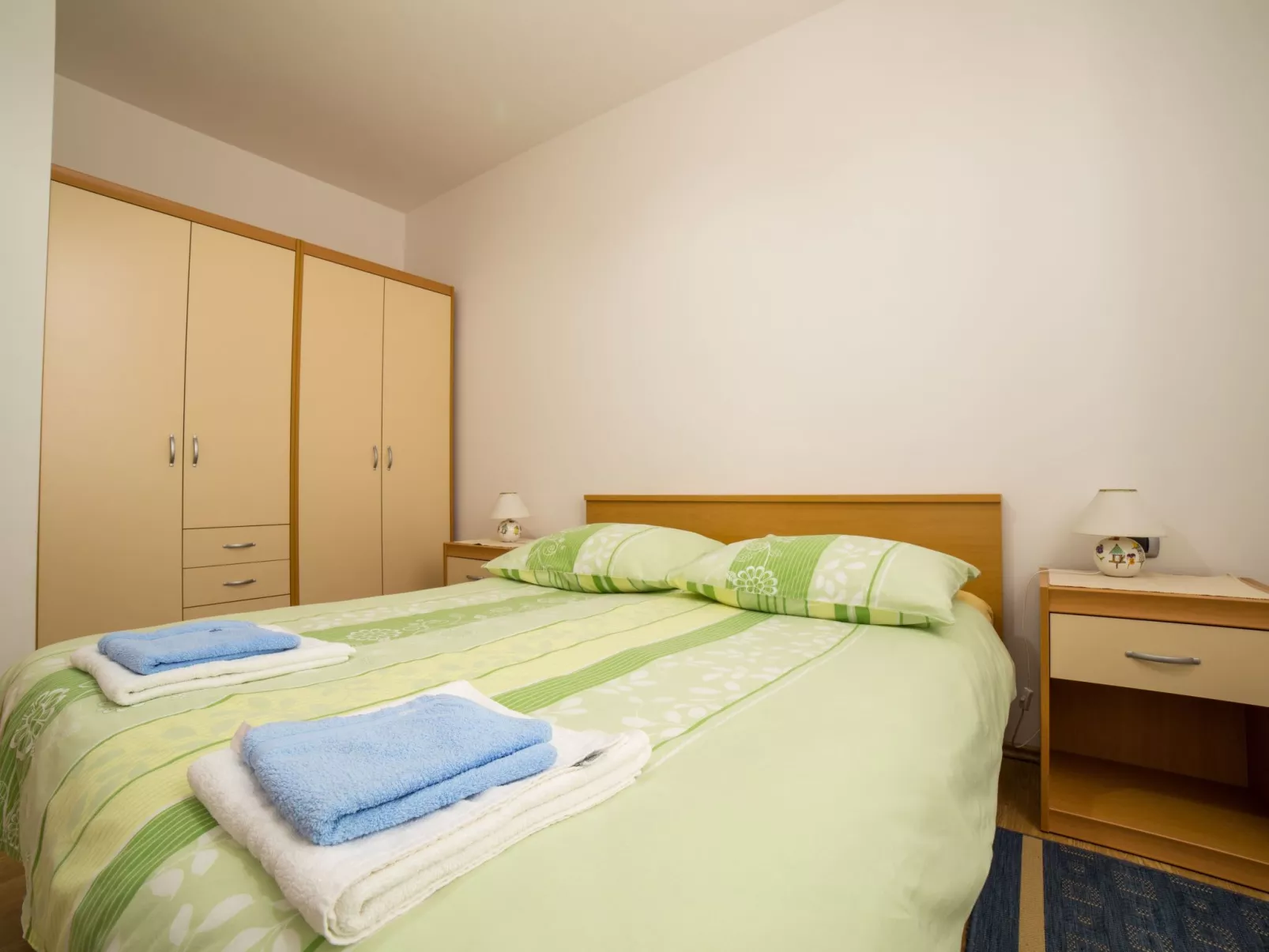 Wohnung mit Terrasse-Binnen