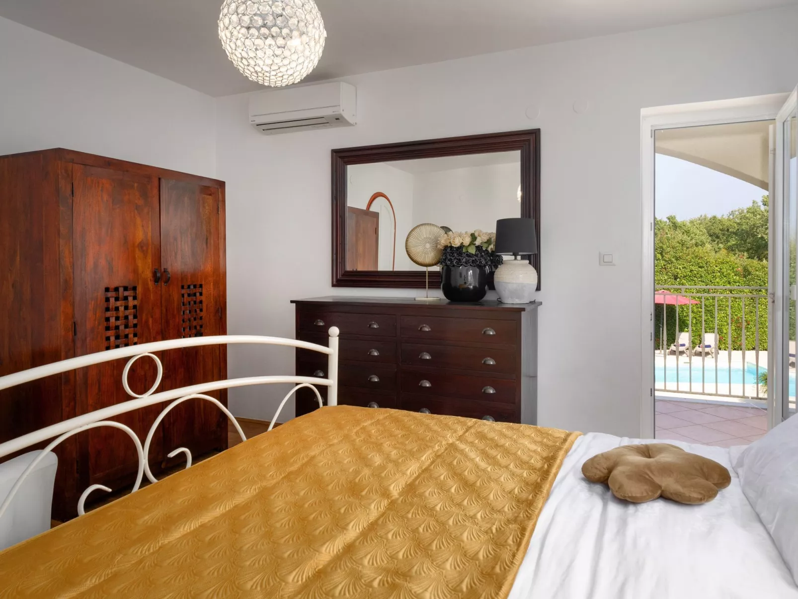 Villa Sunset Garden-Binnen