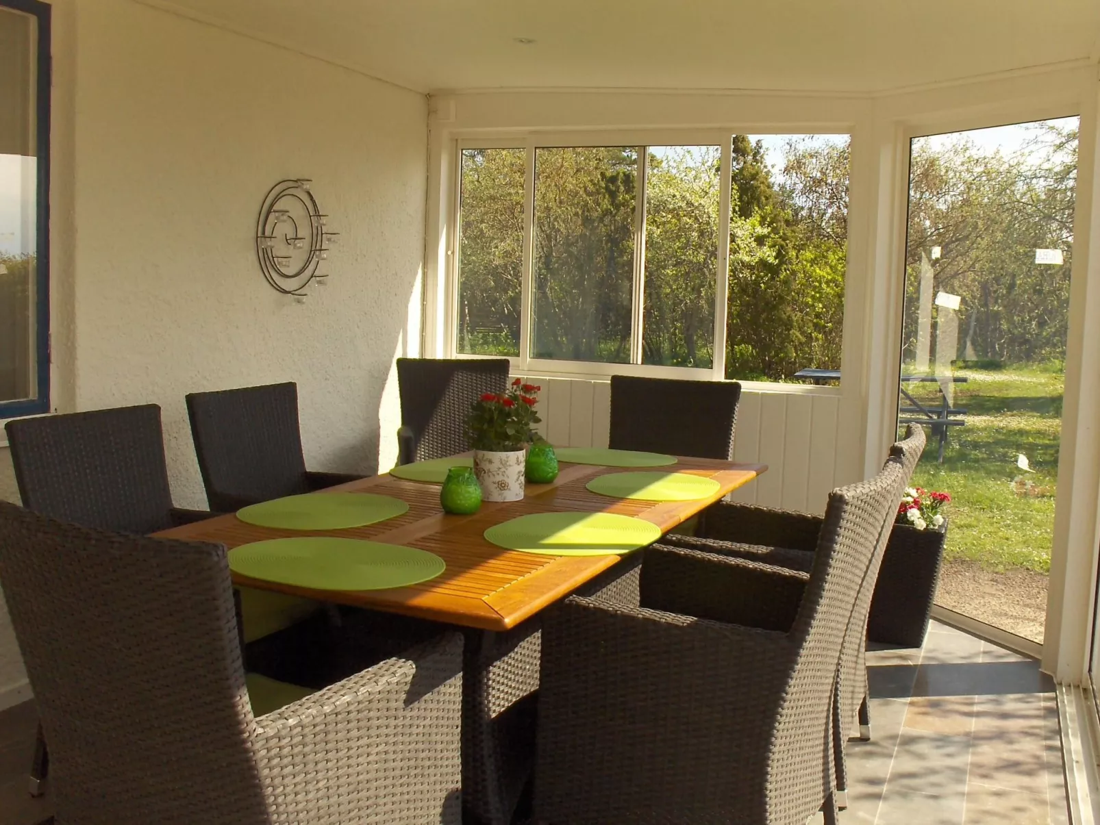 Freistehende Strandvilla mit großem Balkon-Buiten