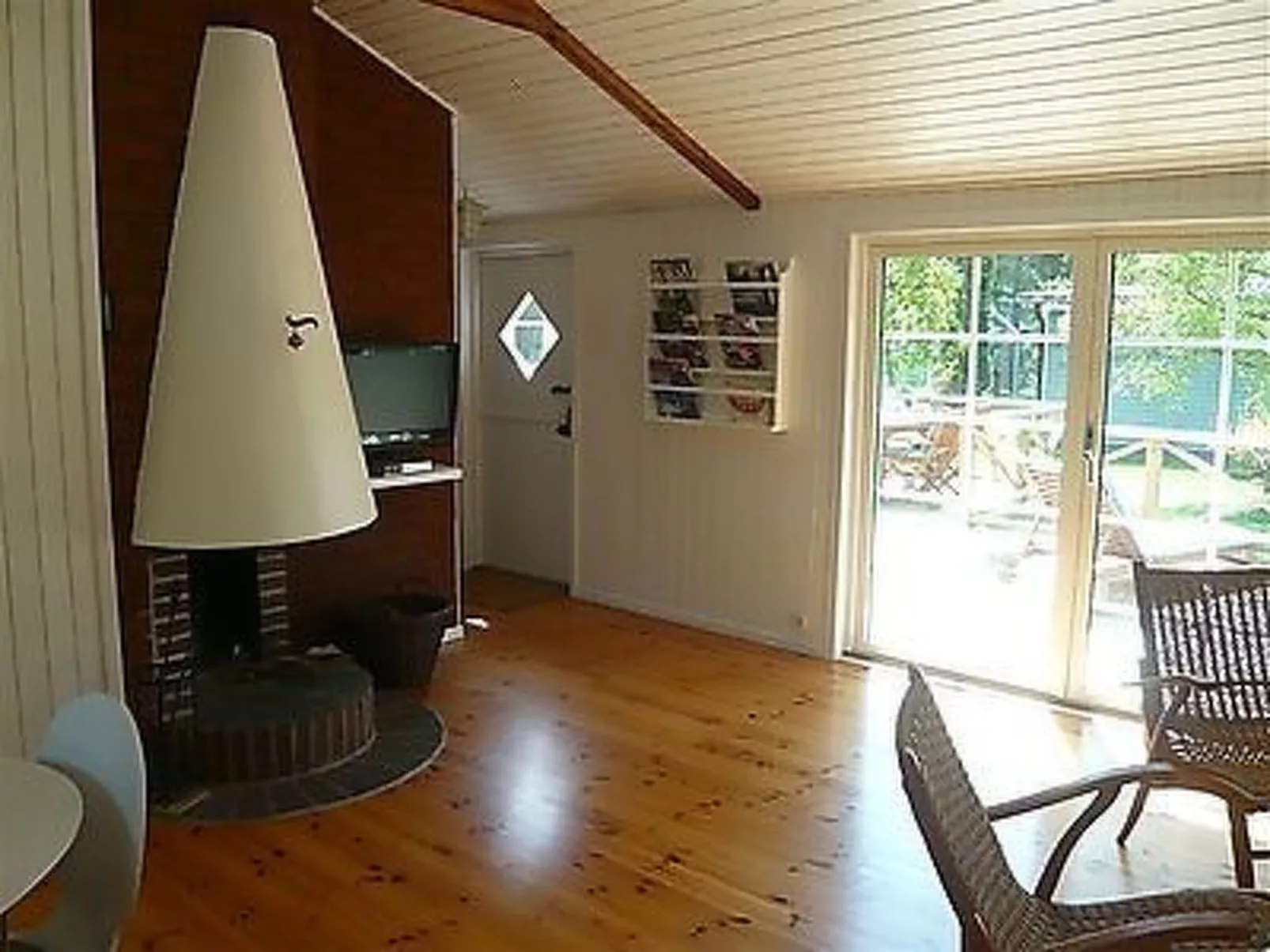 Schönes Ferienhaus mit Garten, Terrasse und Grill-Binnen