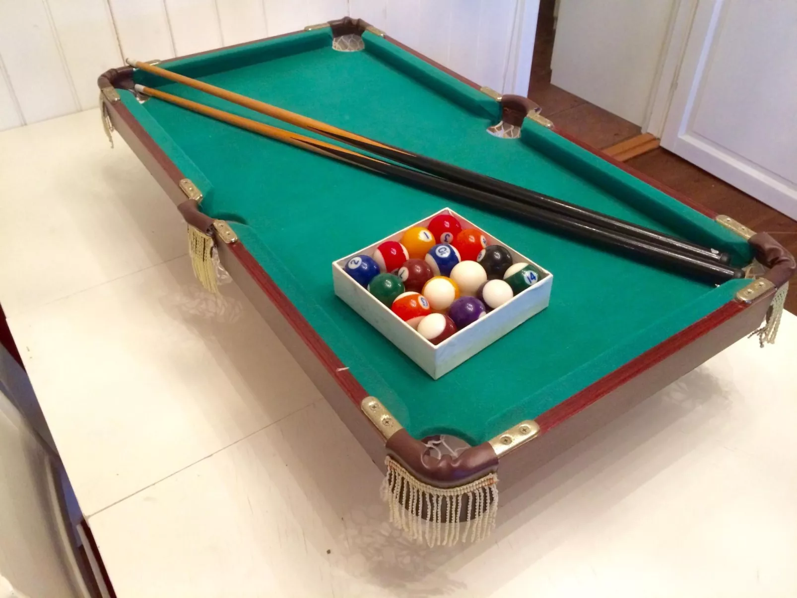 Mit Blick auf das Wasser-Binnen