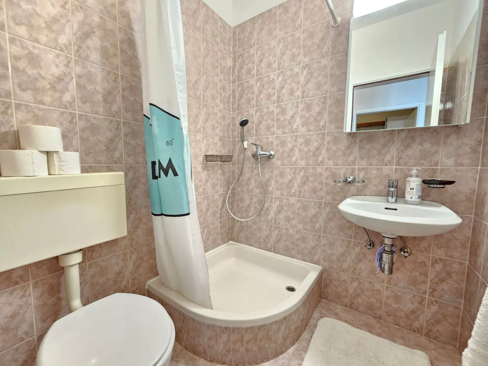 Wohnung für 3 Personen mit Terrasse-Binnen