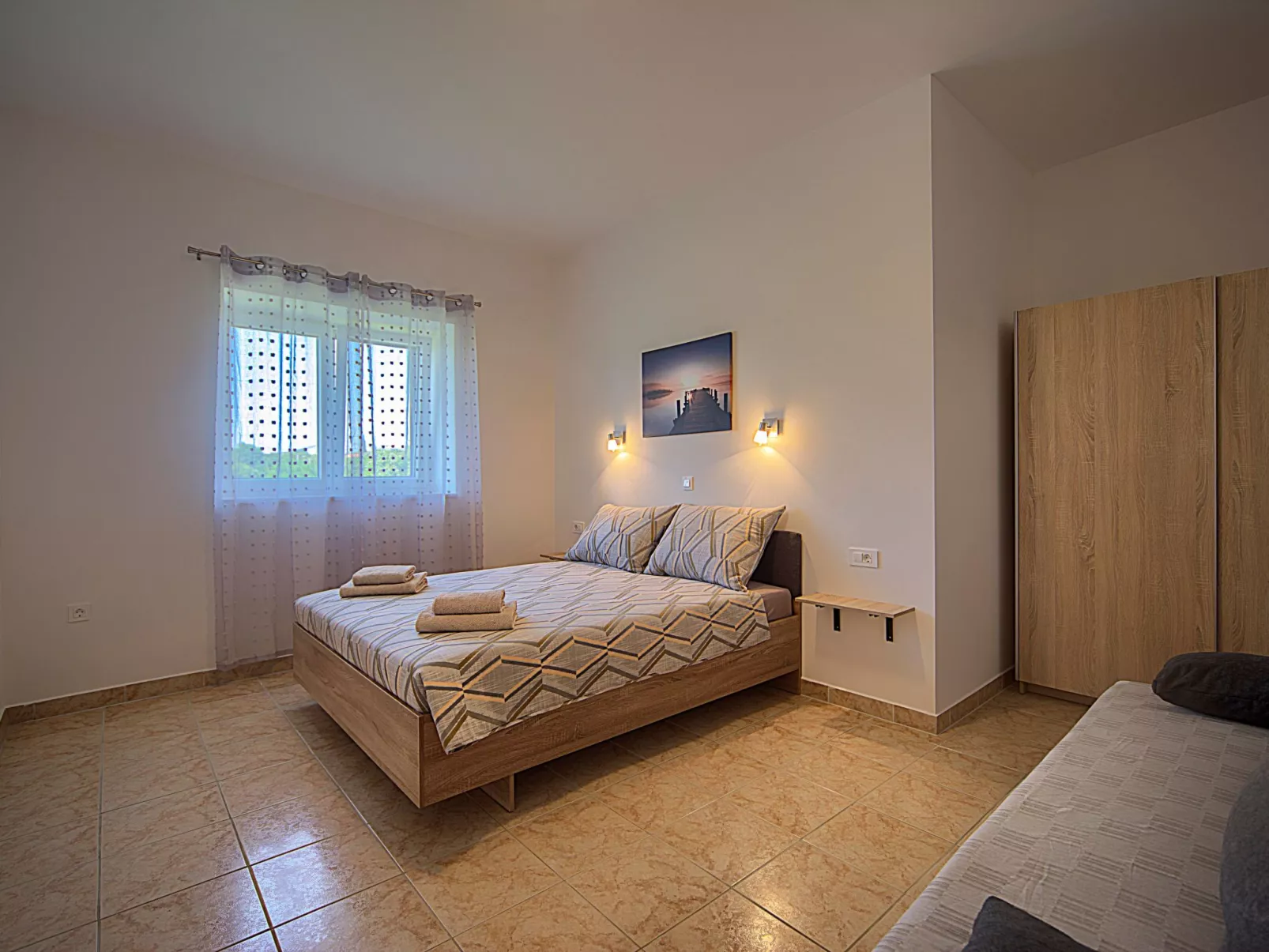 Villa mit Garten, Grill und Terrasse-Binnen