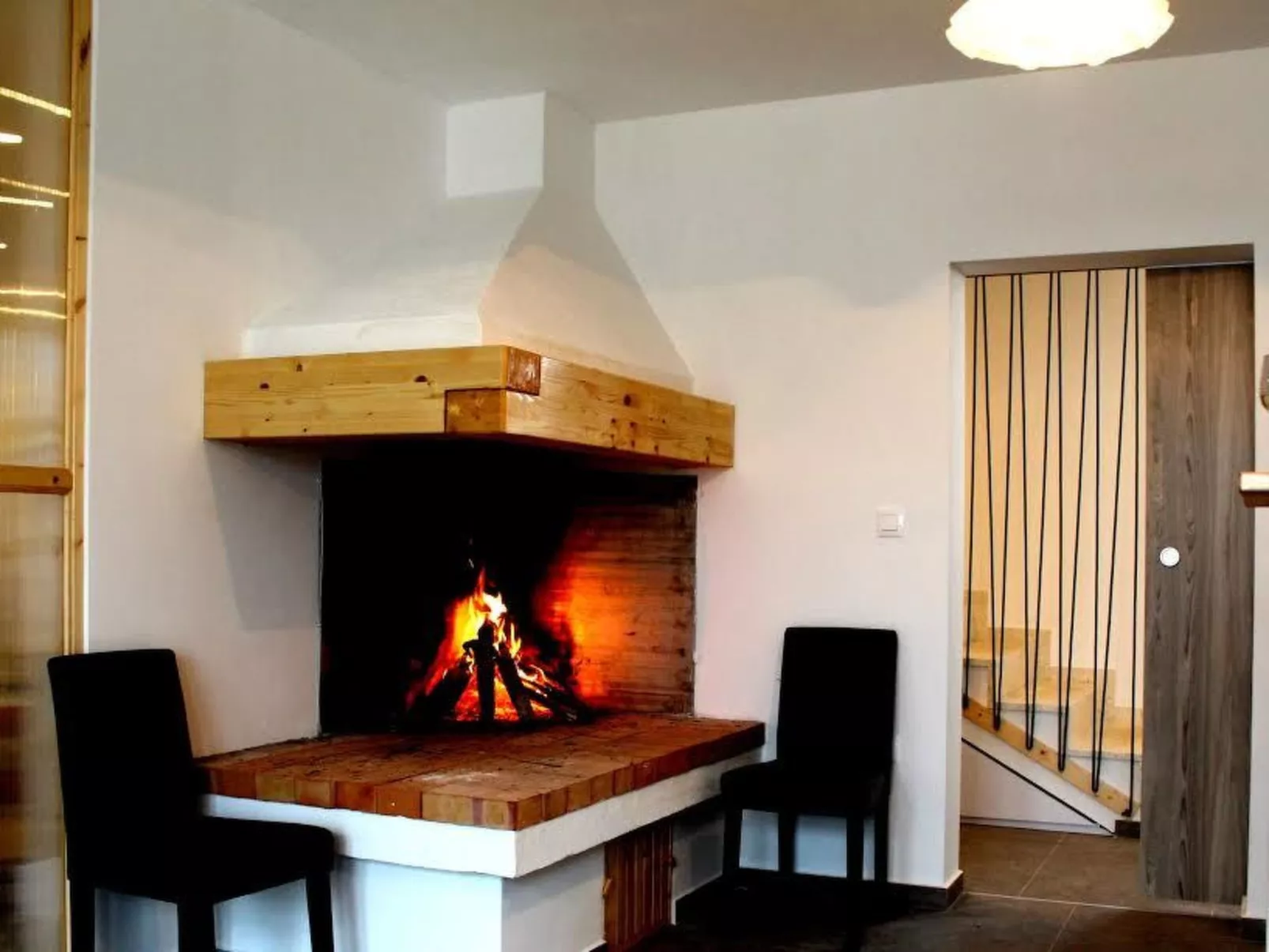 Neue New Villa Lana 40m2 Schwimmbad, Sauna, Whirlpool-Binnen