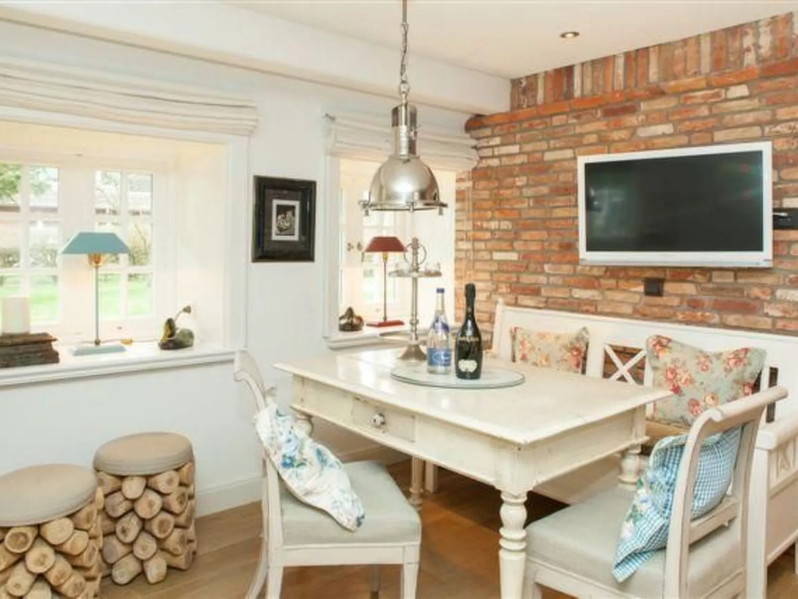 Luxuriöses Apartment in Reetdachhaus-Binnen