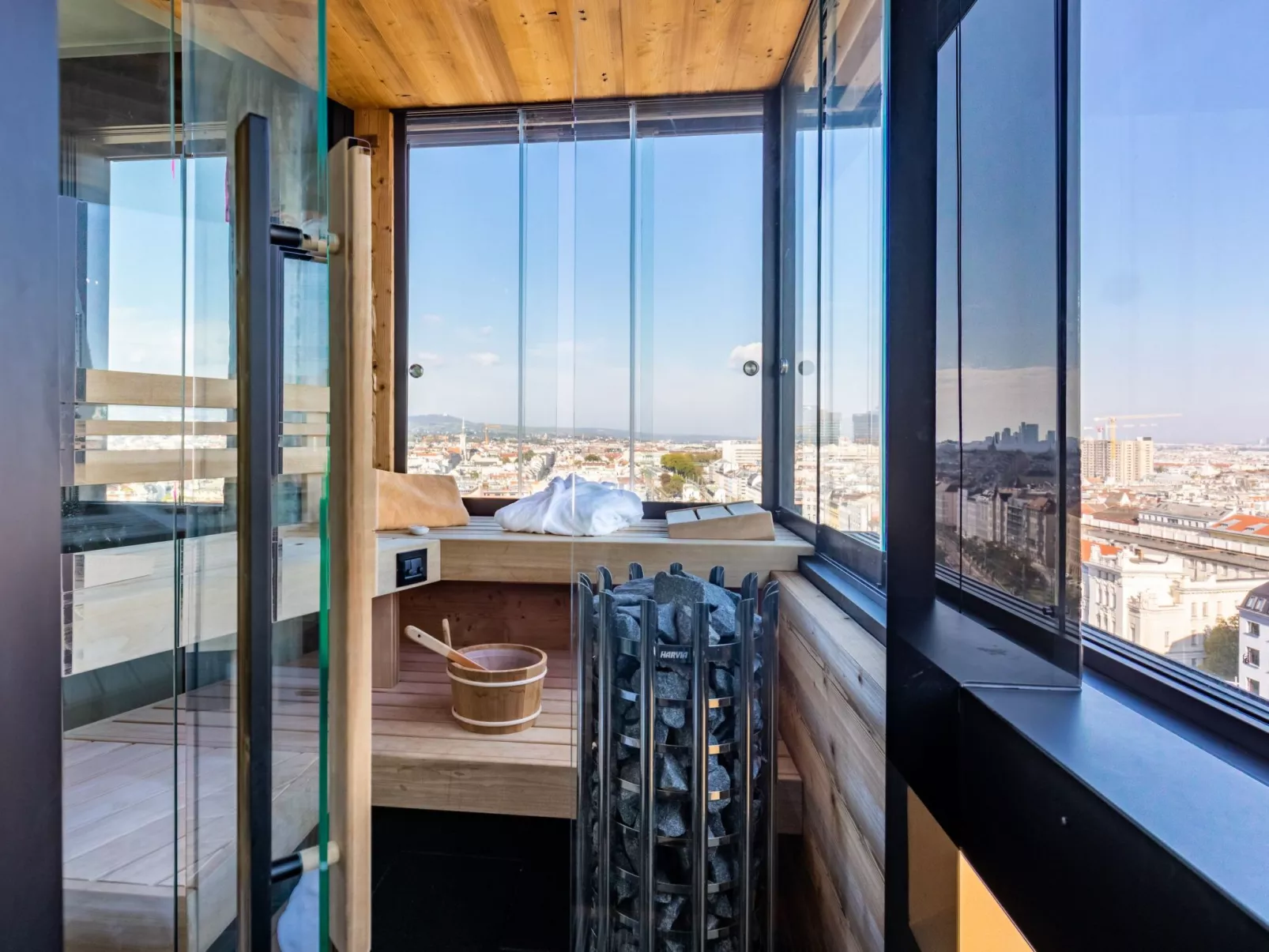 Skyflats City View-Binnen