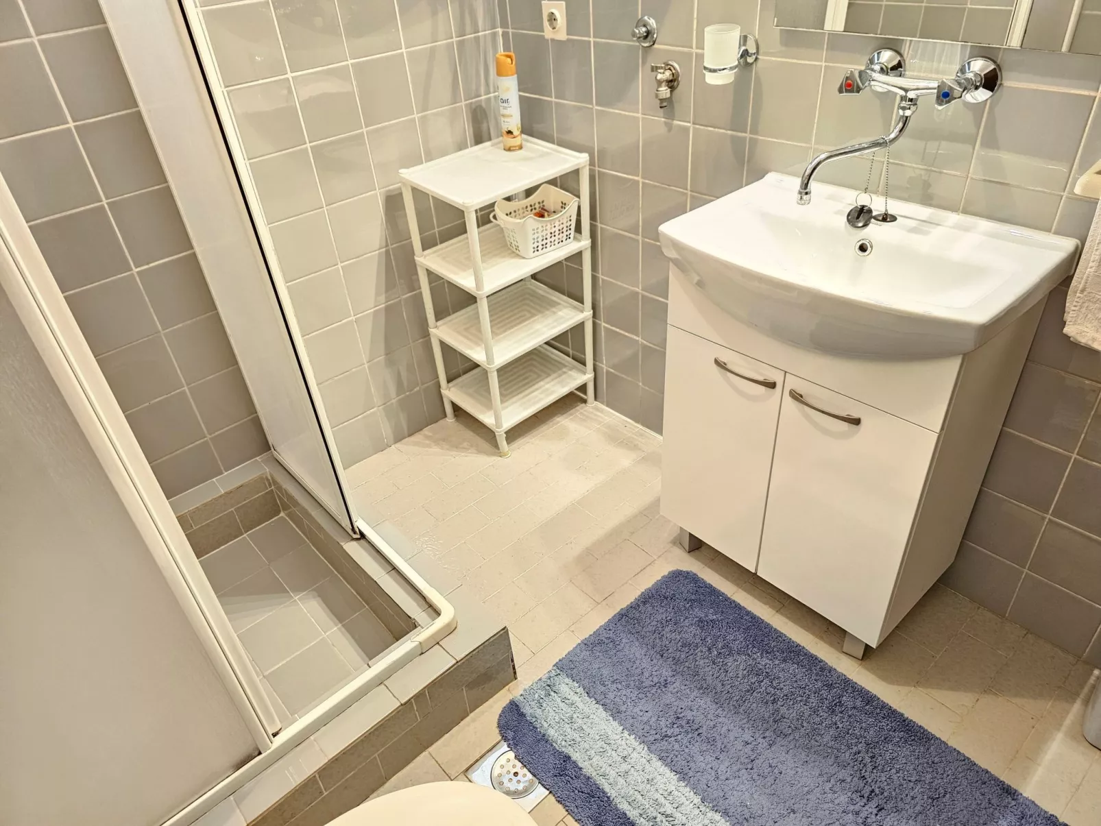 Appartement für 2-3 Personen mit Terrasse-Binnen