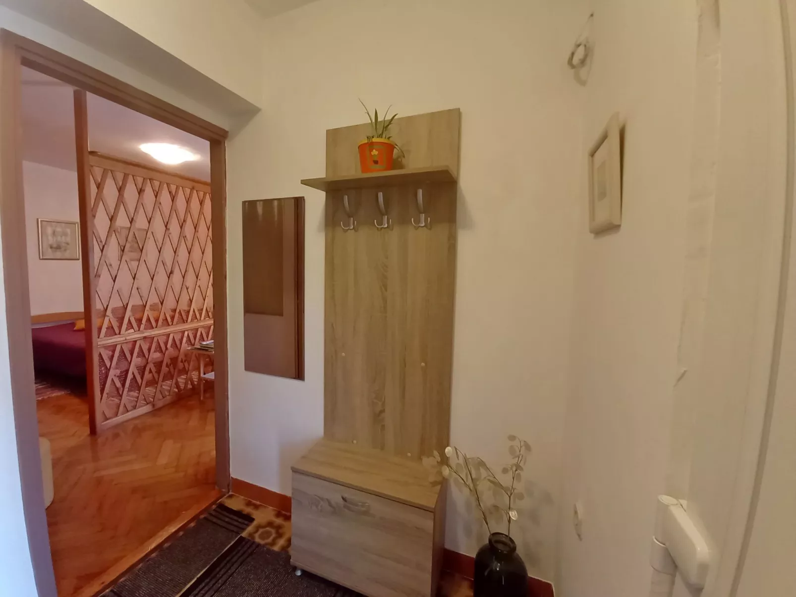 Wohnung in Pješčana Uvala, 500 m vom Strand entfernt-Binnen