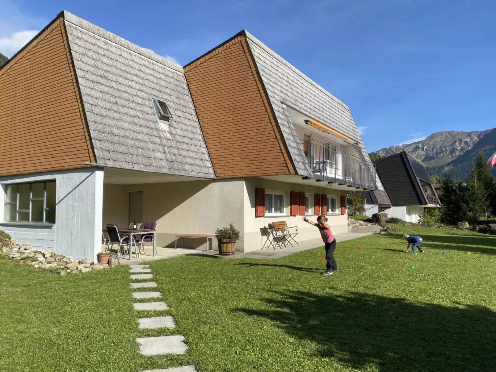 Haus Reanchme-Buiten