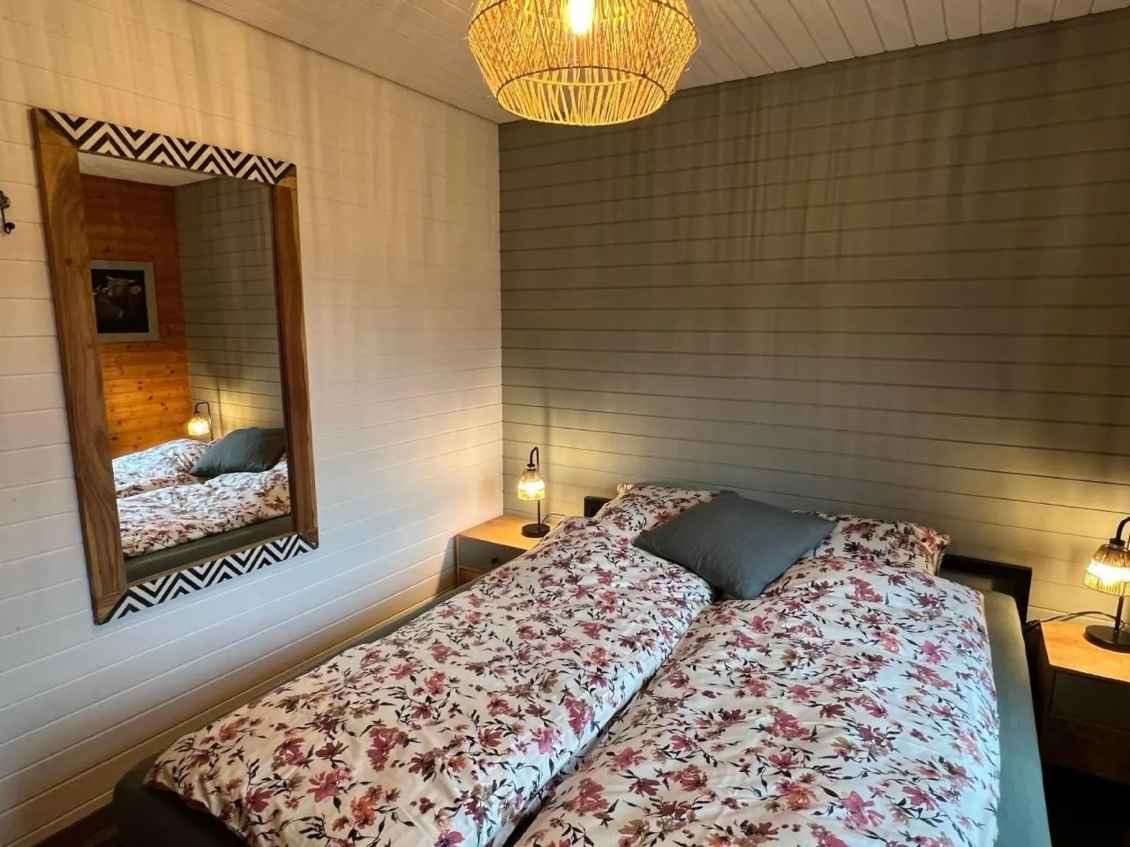 Berg-Ferienwohnung  im Chalet  Zirbeli-Binnen