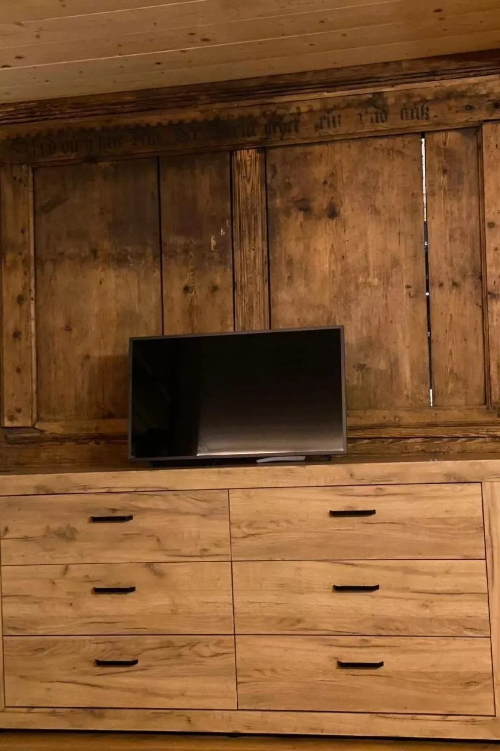 Chalet Brünig mit zwei Wohnungen-Image-tags.info