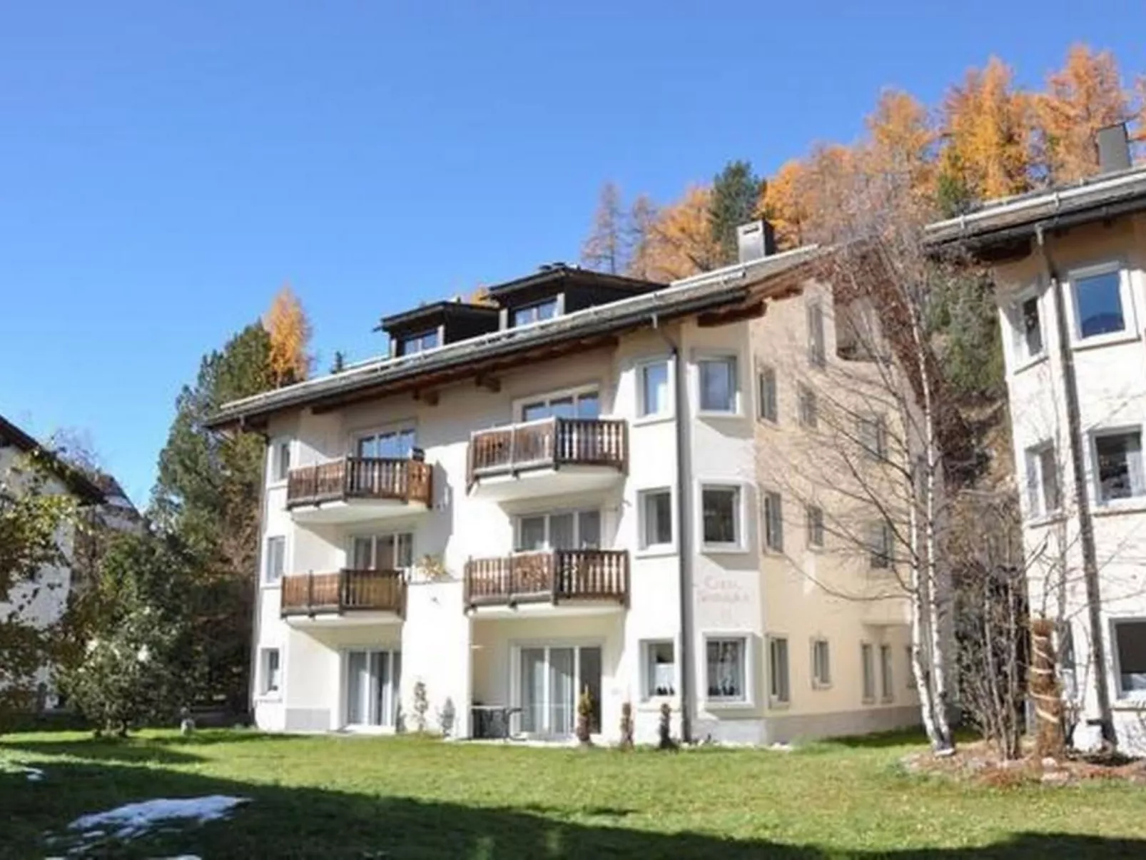 Chesa Semnadur H2 - Buiten