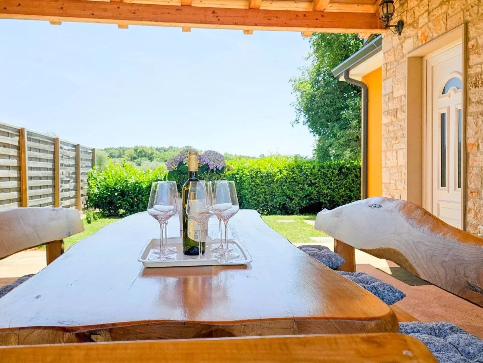 Für 8 Personen ca. 150 m&sup2; in Dajla, Istrien (Umag und Umgebung)-Image-tags.info