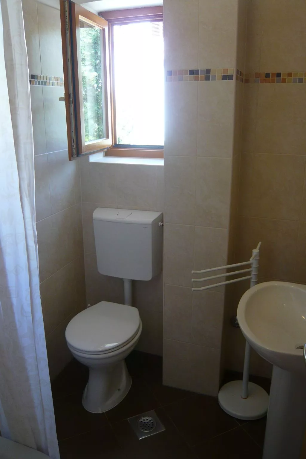 "Mia" mit Blick auf das Wasser-Binnen