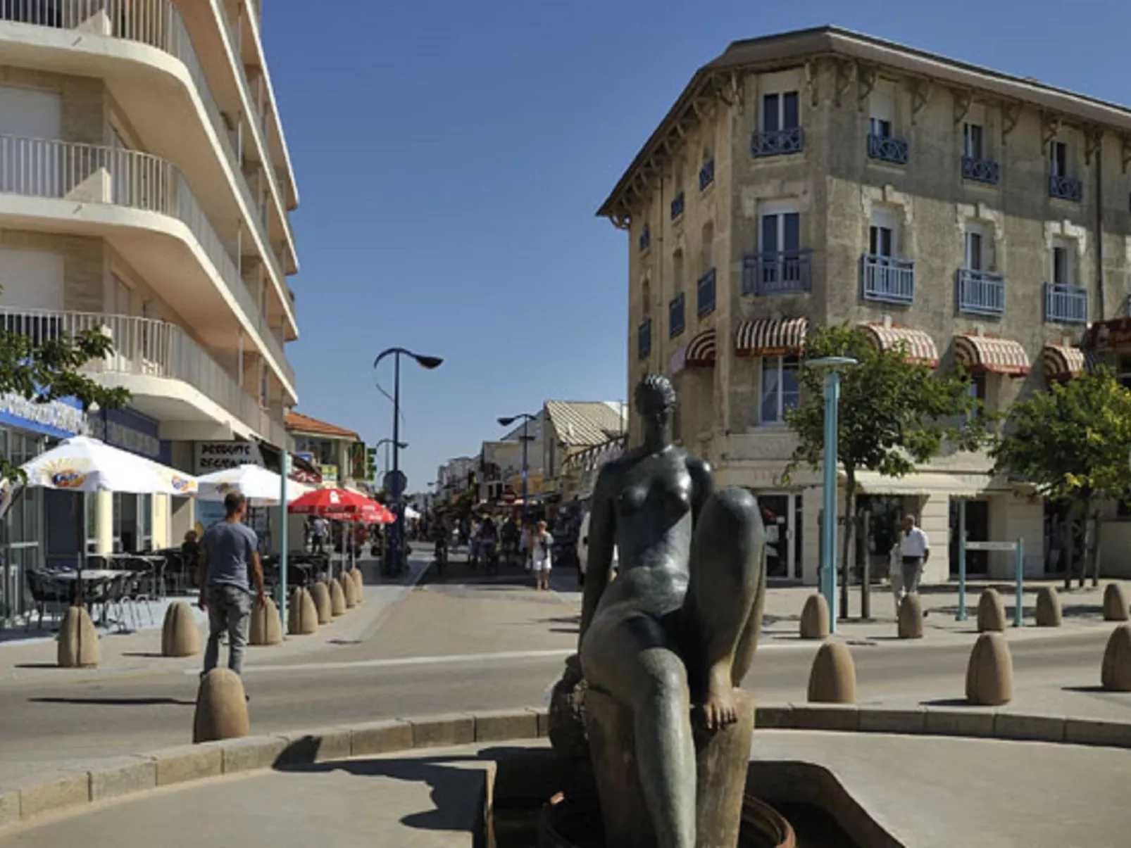 APPARTEMENT GRAND BALCON FACE MER WIFI GRATUIT-Buiten