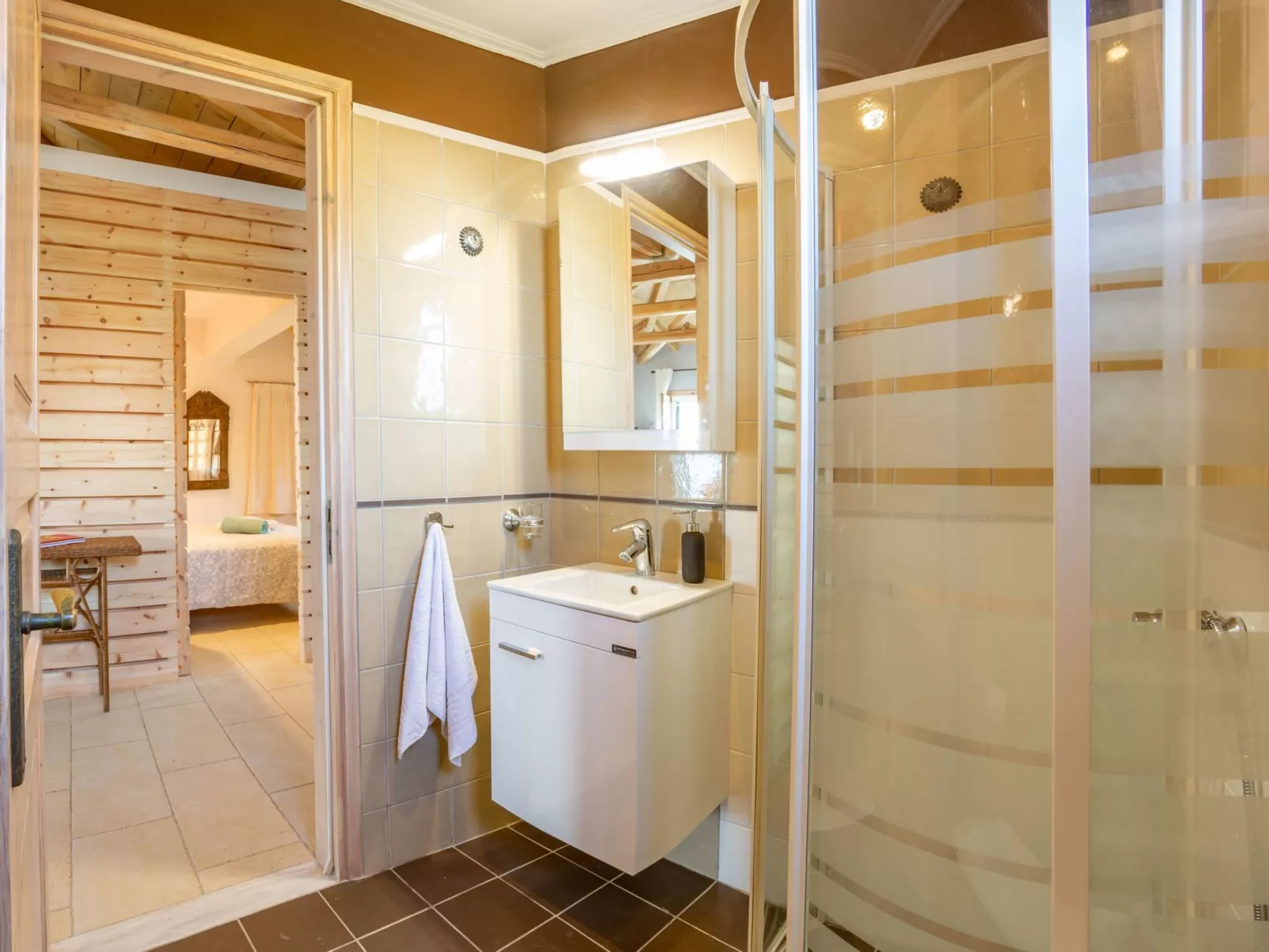 Villa Anthea Rossa-Binnen