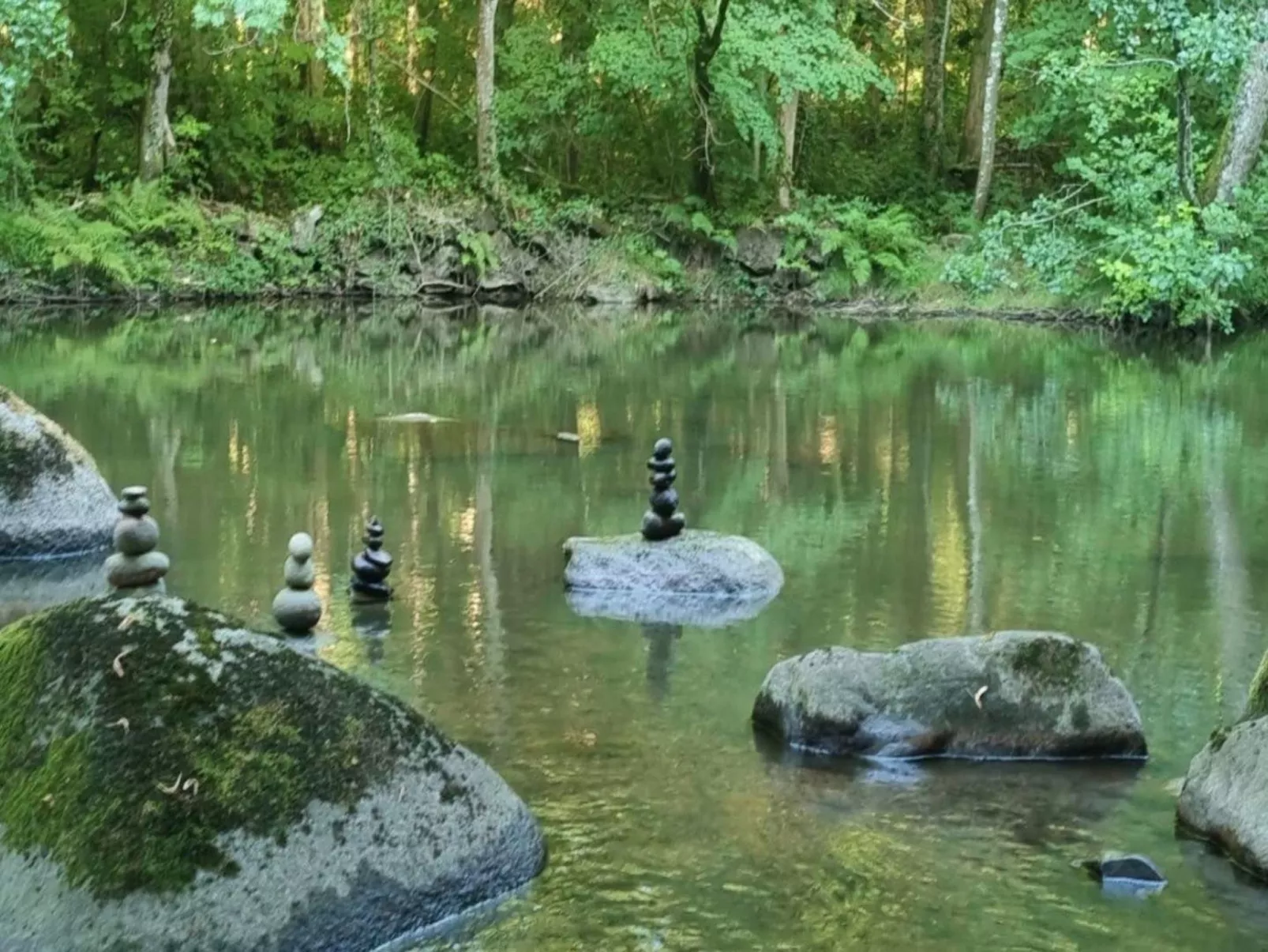 LA CABANE DES REVES-Buiten