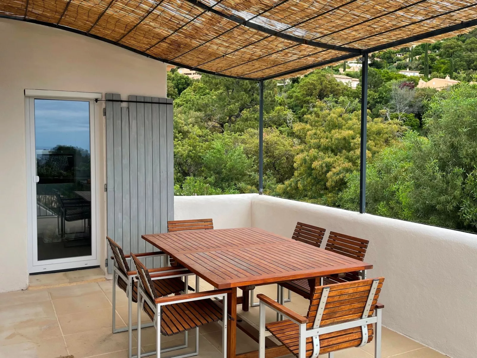 Mer de Palmiers-Buiten