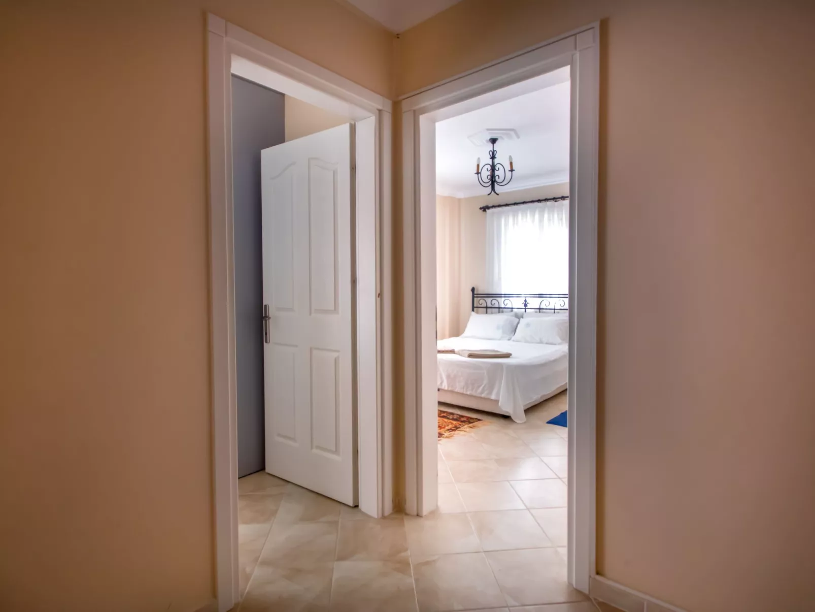 Mit Garten, Grill und Terrasse-Binnen