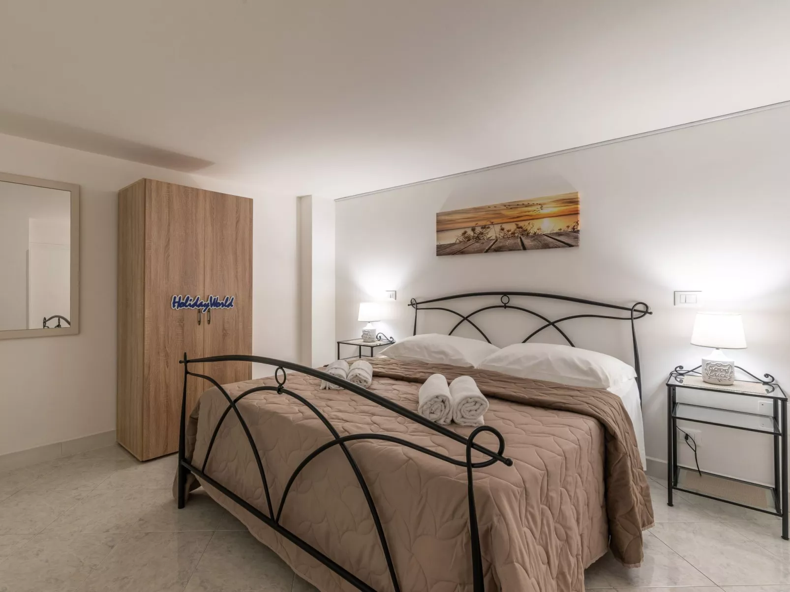 La Casetta di Mari by Holiday World-Binnen