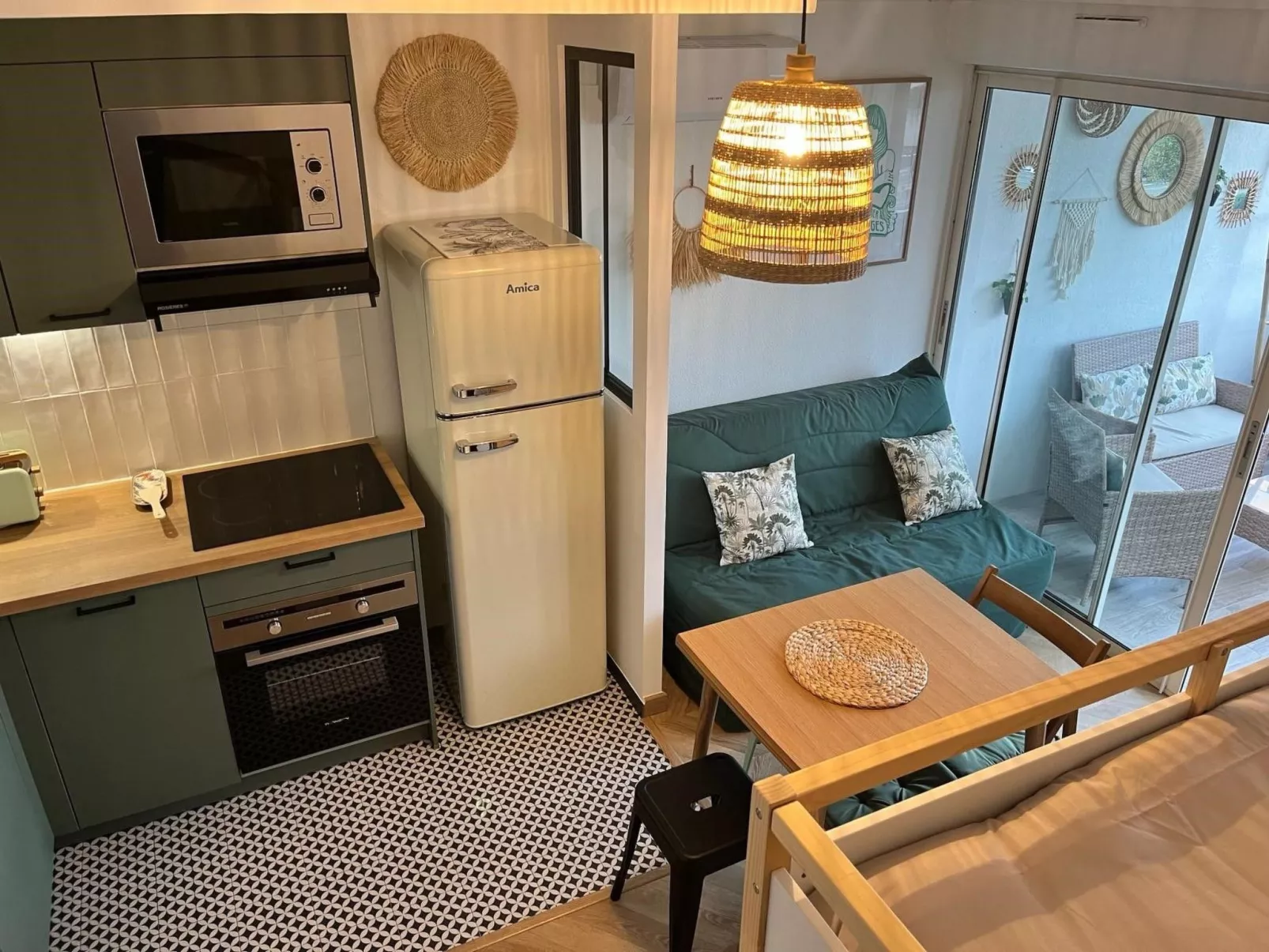 Seaside Tropical Duplex mit Pool-Binnen