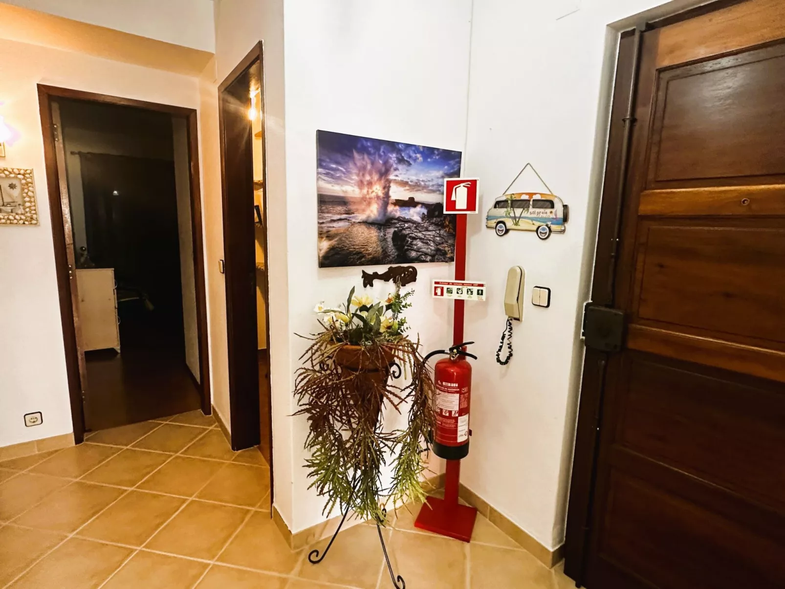 Charles Beach Haus-Binnen