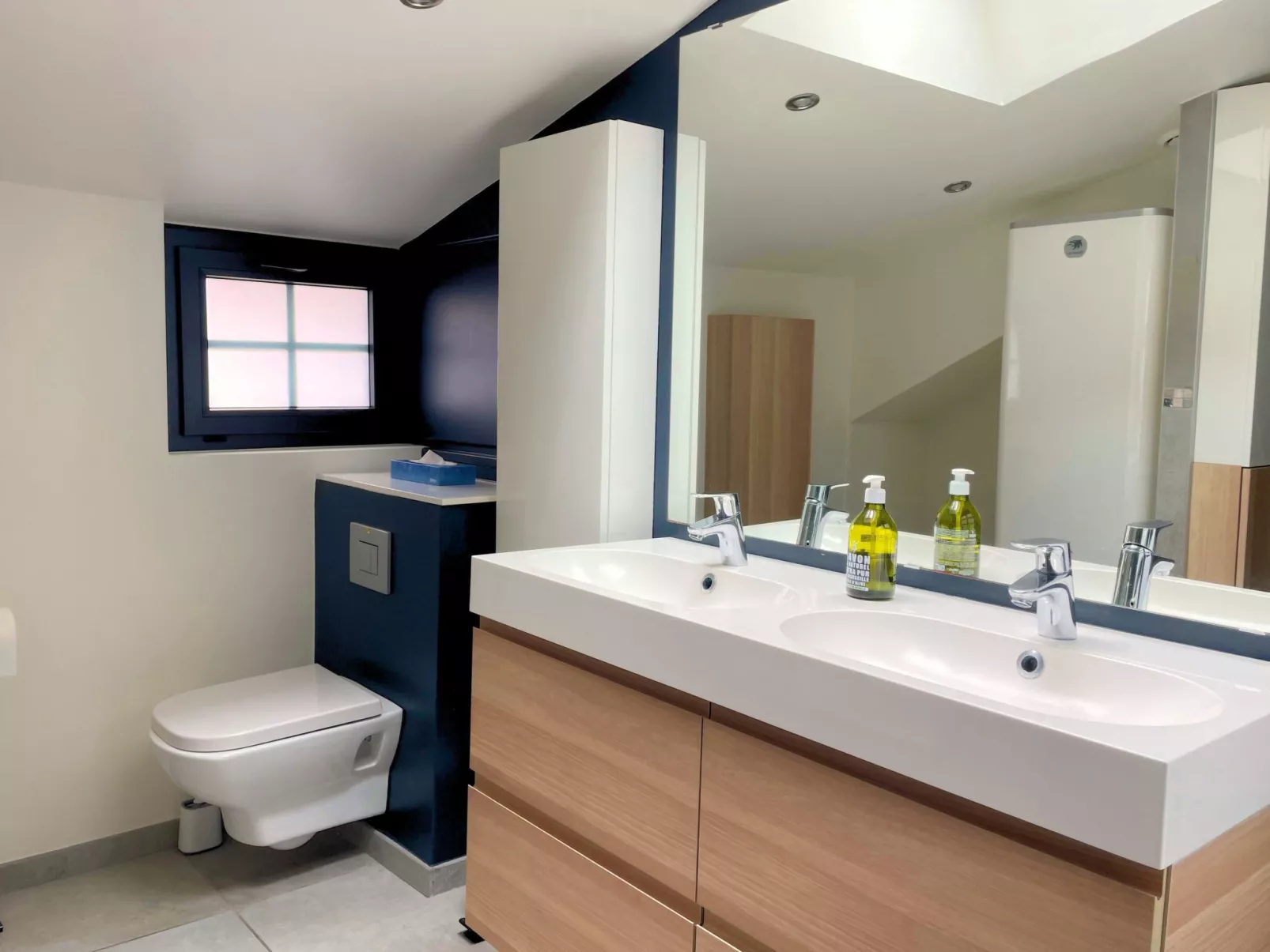 "Town House" im Herzen des historischen Zentrums-Binnen