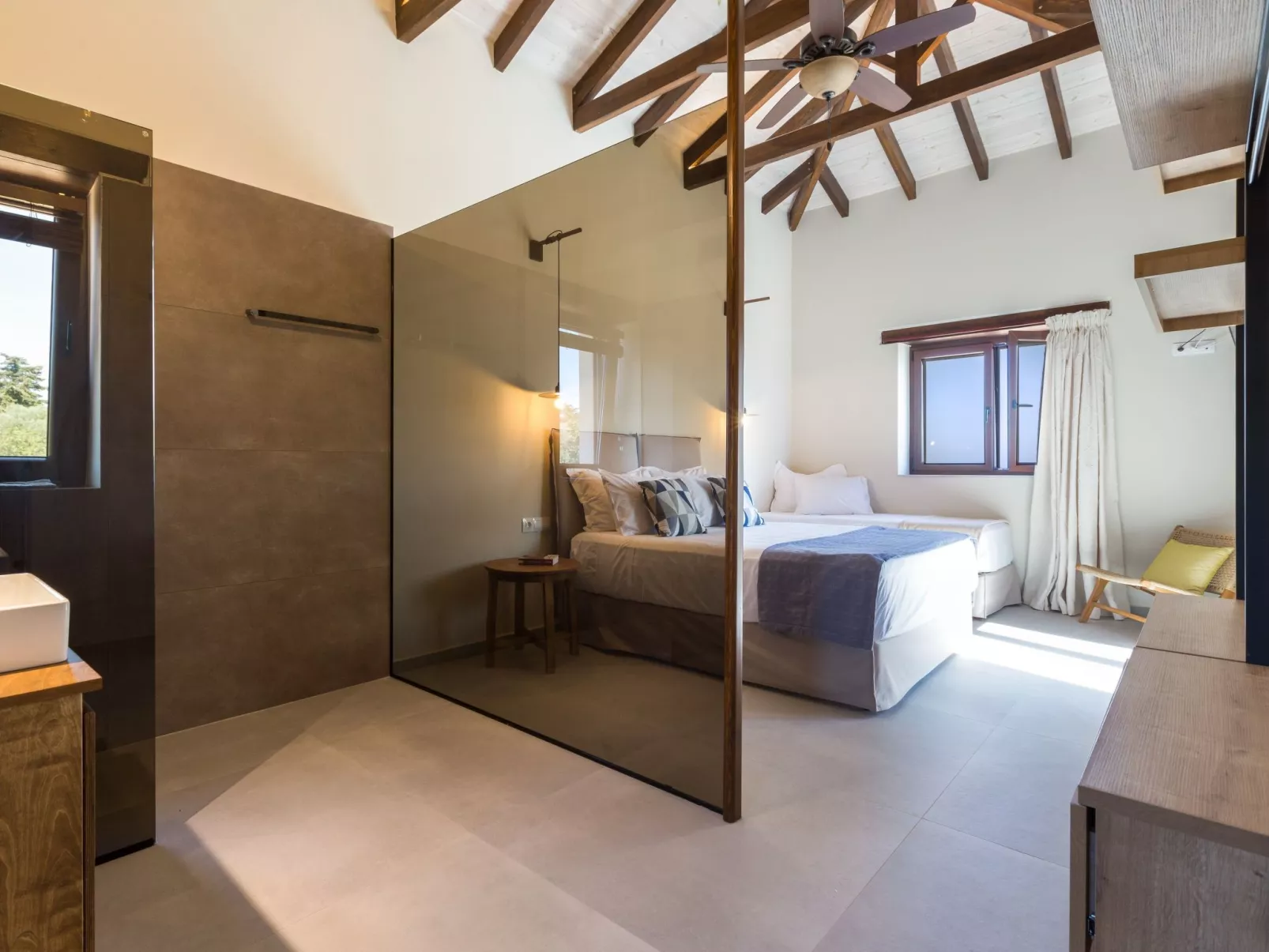 Brandneue Villa mit Meerblick, privatem Pool und Ping Pong-Binnen