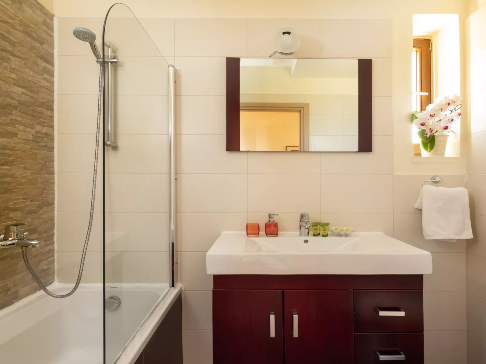 "Villa Erontas" mit Blick auf das Wasser-Binnen