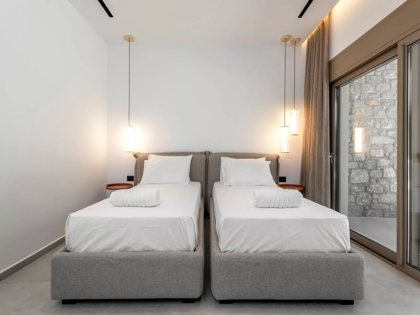 Emerald Estate-Binnen