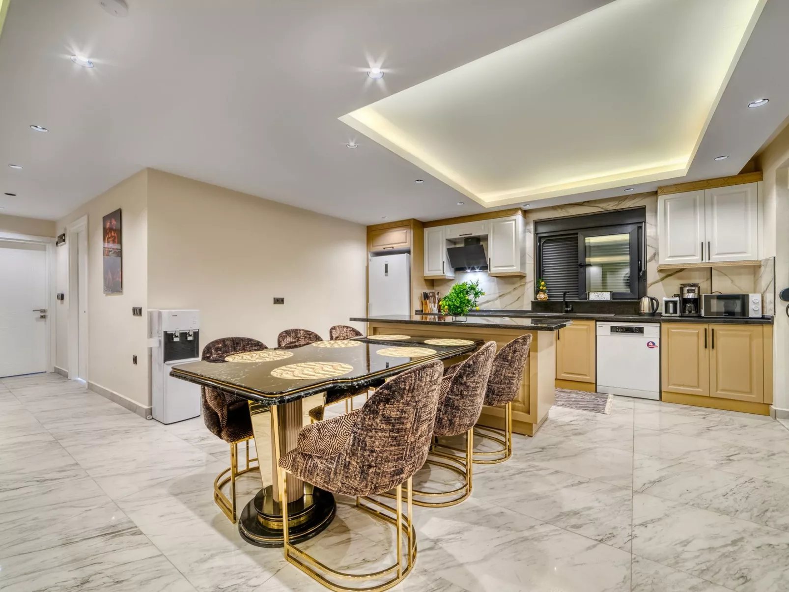 Luxuriöse Villa mit privatem Pool in Alanya-Image-tags.info