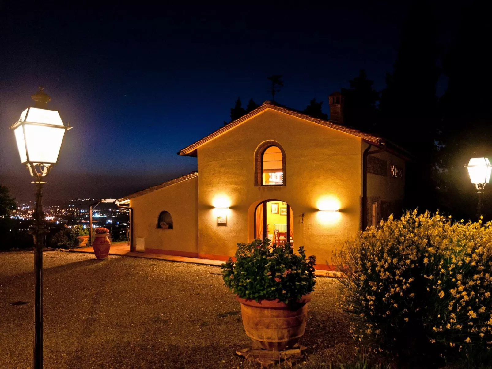 "Colle sotto 4" mit Infinity-Pool-Image-tags.info