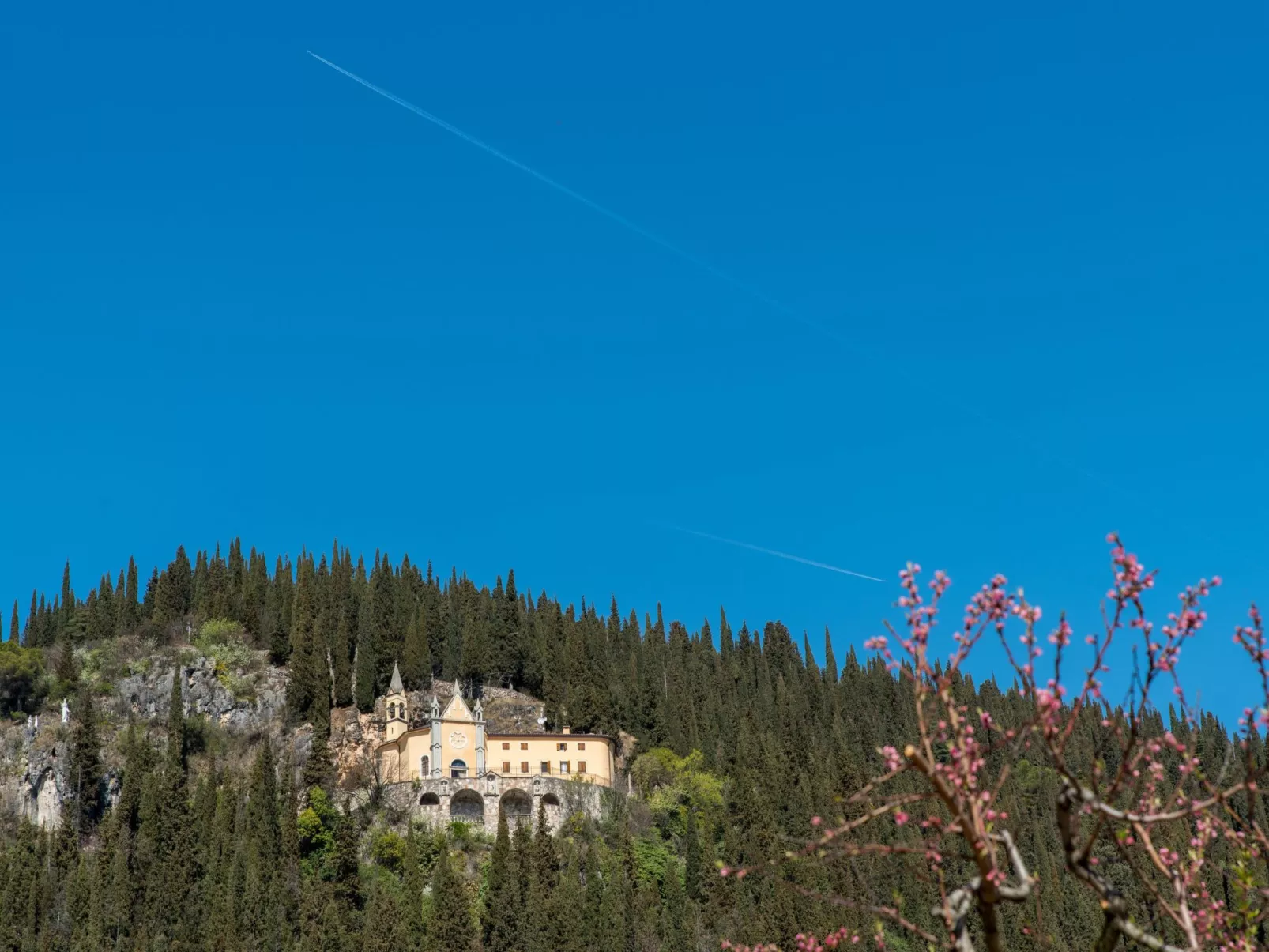 Anwesen mit Garten, Grill und Terrasse-Buiten