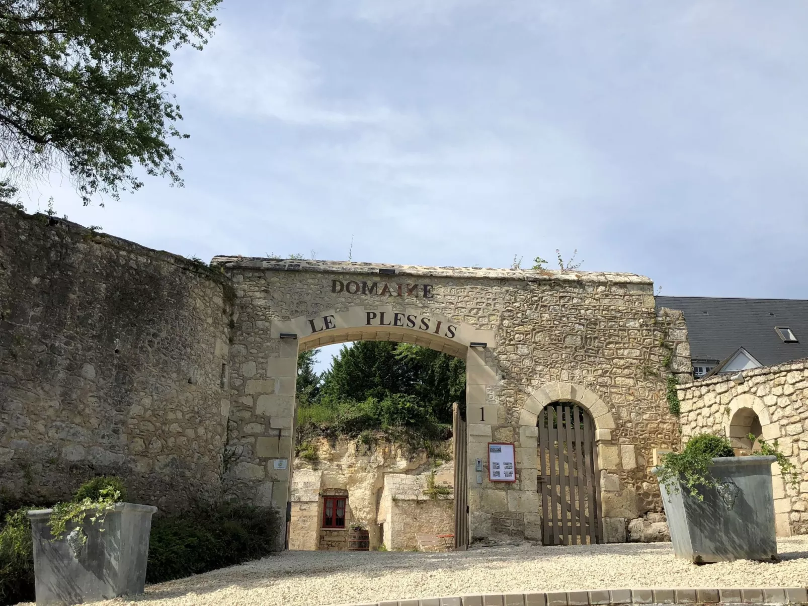 Cottage Parc 70m2 mit Pool in Azay le rideau-Buiten