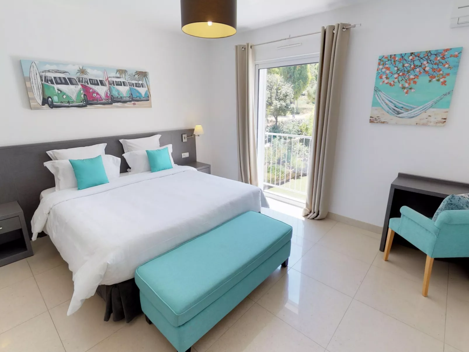 Villa mit 6 Schlafzimmern, privatem Pool Garten und Parkplatz-Binnen