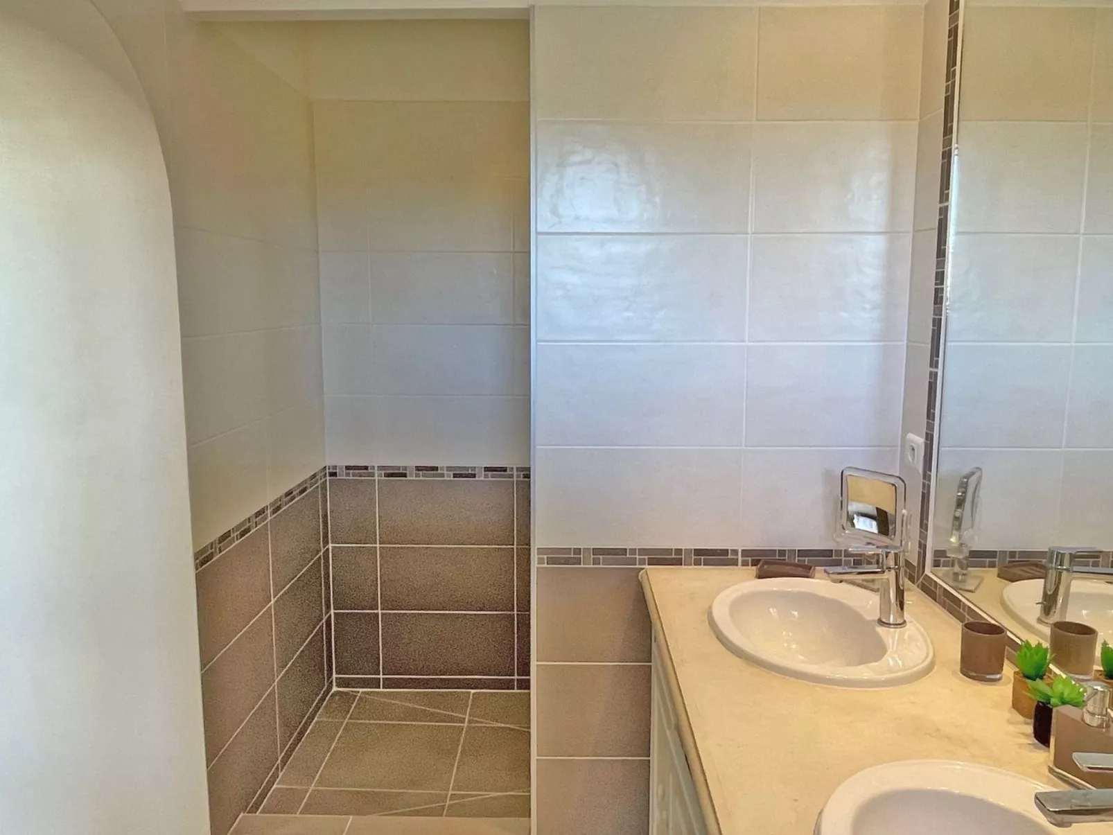 Villa Clair de Lune - Privates Schwimmbad - Jacuzzi-Image-tags.info