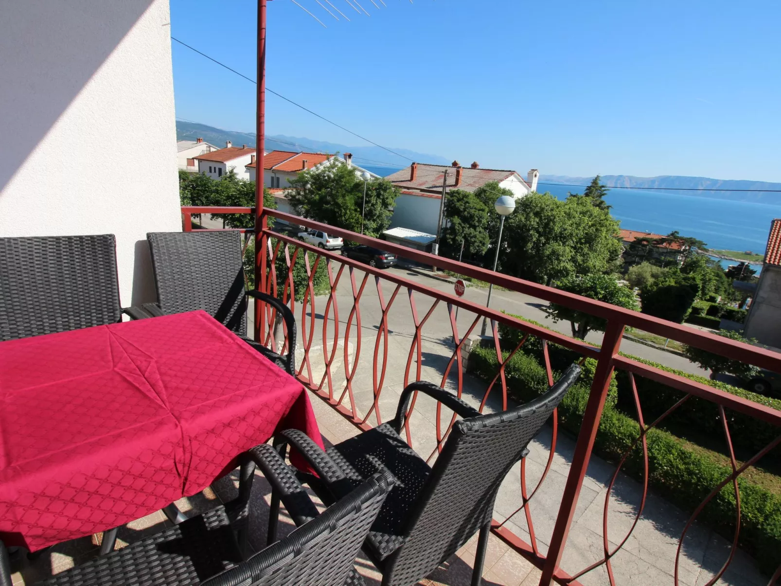 Wohnung in Novi Vinodolski mit Parkplatz, wi fi,-Buiten