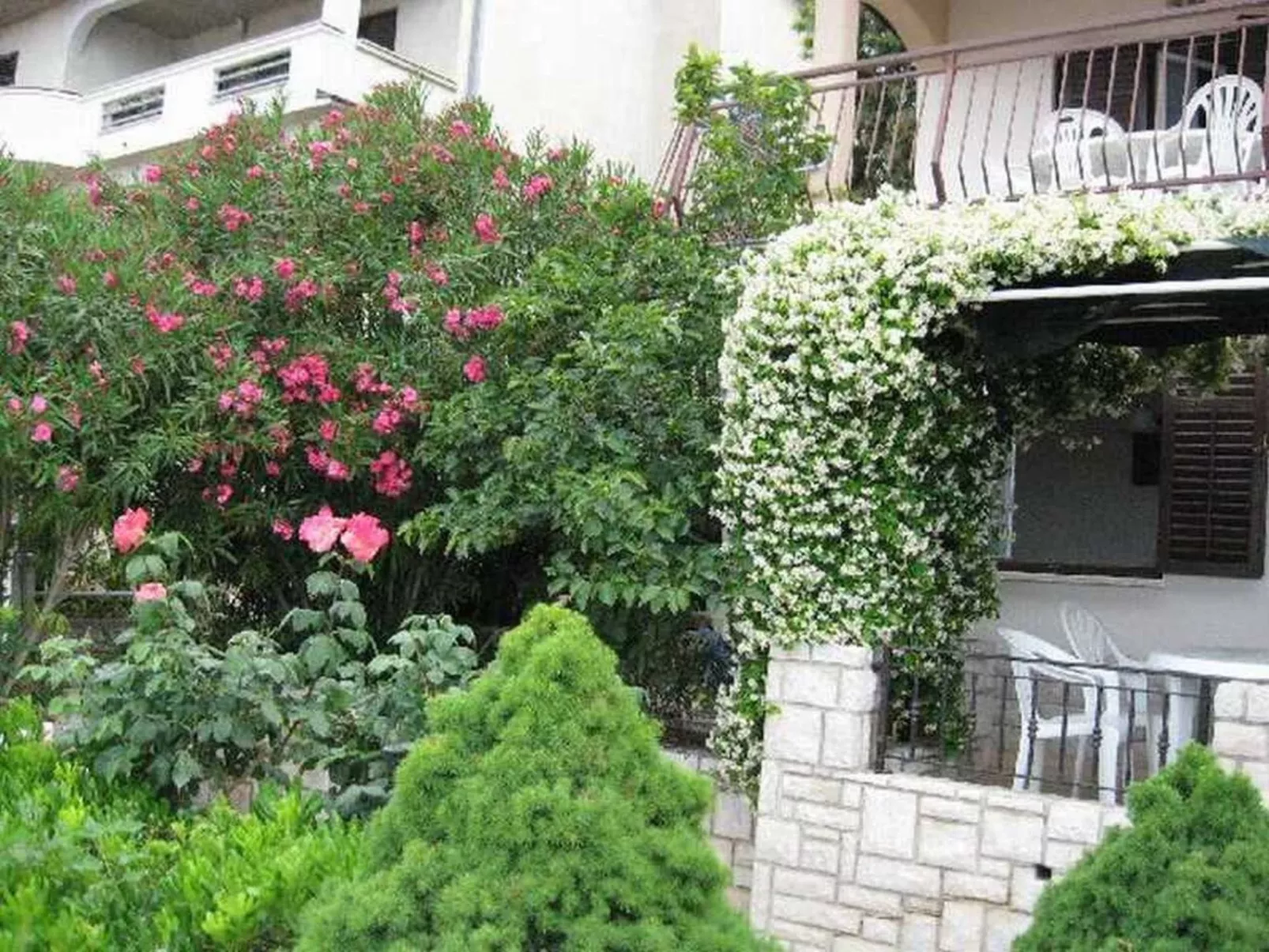 Apartment Bellavista-Buiten