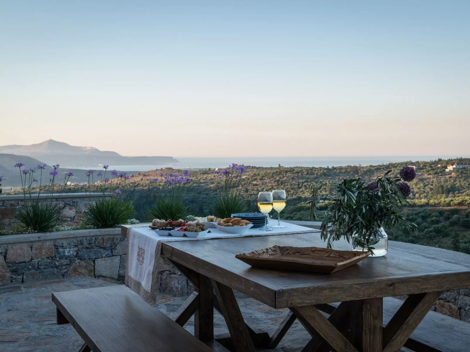 "Liodosifis" mit eigenem Pool-Image-tags.info